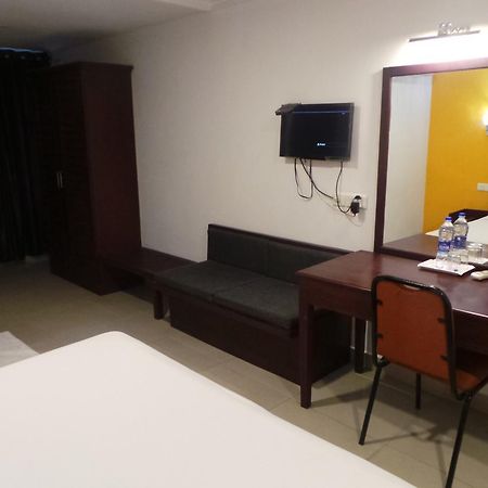 Hotel Wayanad Regency Kedavur Екстер'єр фото