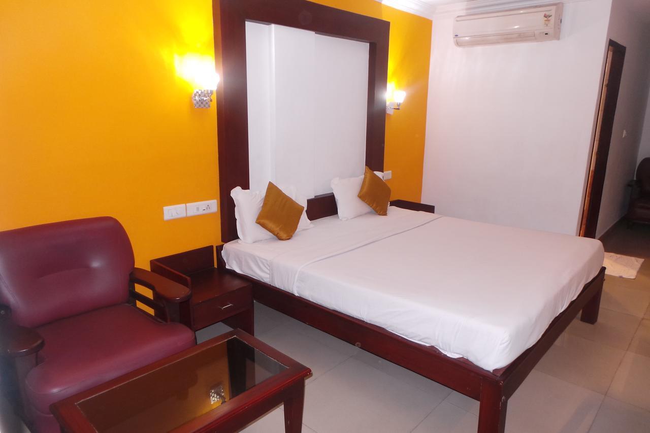 Hotel Wayanad Regency Kedavur Екстер'єр фото